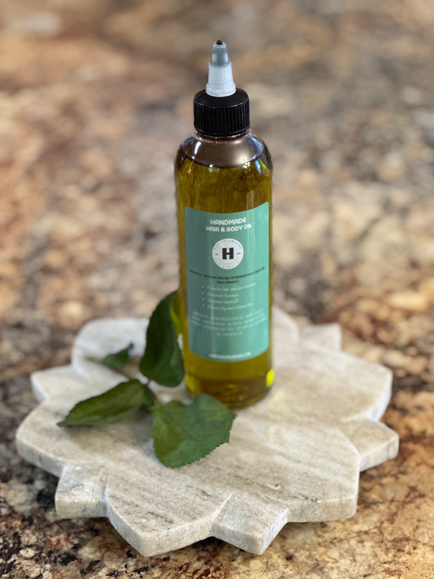 Oil Blend for Hair & Body-Unisex. Aromatic with Vitamin E, Lavender, and Peppermint.